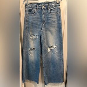 American Eagle Wide, Ripped, Distressed Jeans w/frayed hem